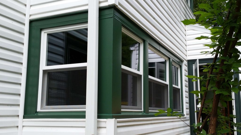 The Pros and Cons of Double Pane Vinyl Windows in Brookfield