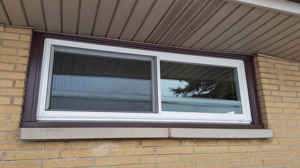 Do Old Windows Increase the Risk of Pest Infestation in Mukwonago?